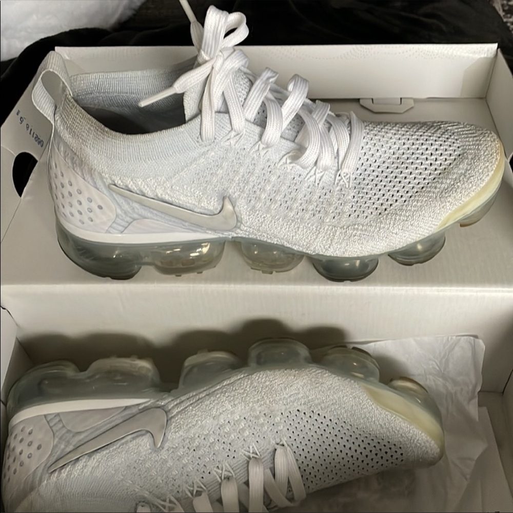 Womens nike air vapormax flyknit 2